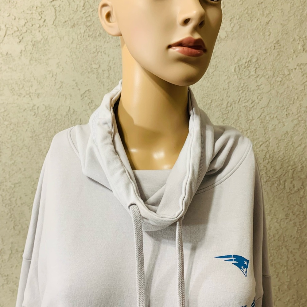 New England Patriots Lightweight Jersey Knit Funnel Neck Sweater Size L - Picture 4 of 13